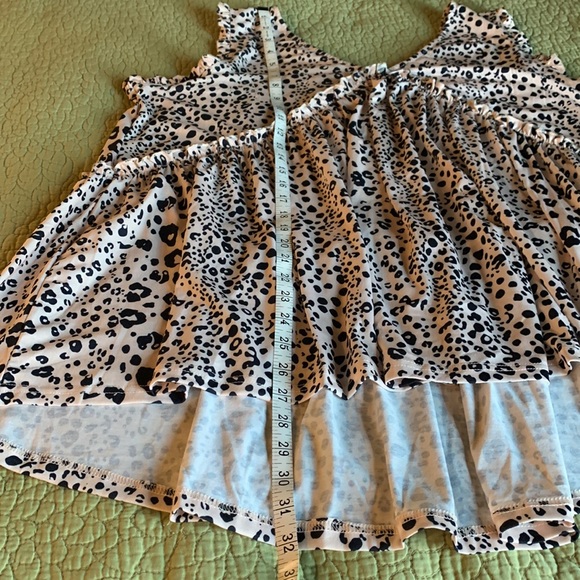 Leopard Ruffle High Low Sleeveless Top * 1X - Picture 7 of 11